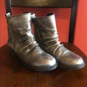 Silver/Black Metallic Boots Size 8.5